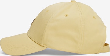 TOMMY HILFIGER Cap in Yellow: front