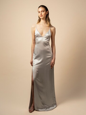 Robe 'Elissa' Anse Victorin en argent