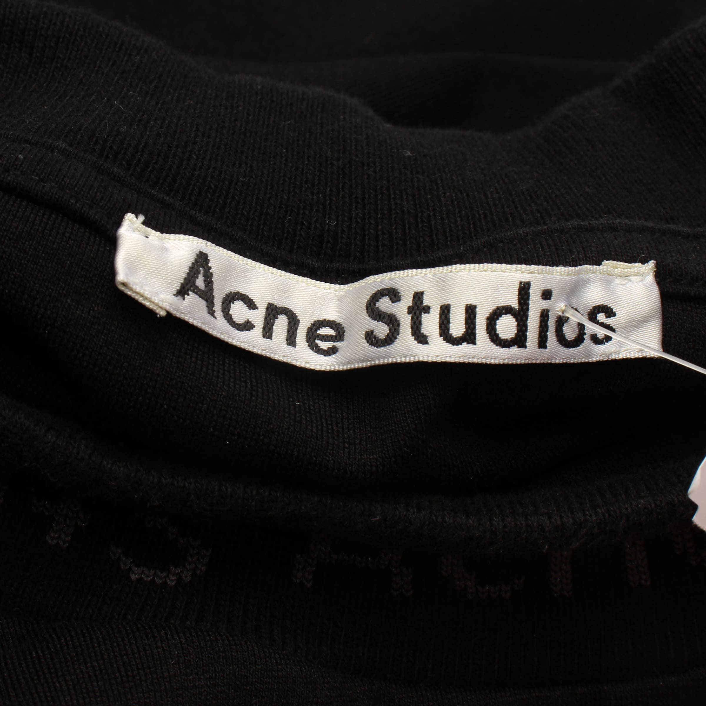 Acne T-Shirt L in Schwarz