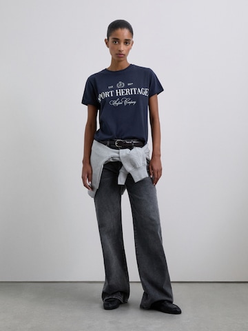 Tricou de la Scalpers pe negru: față