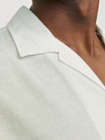 Regular fit Camicia di JACK & JONES in bianco