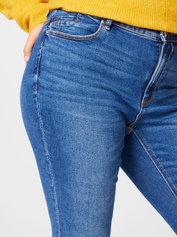 Vero Moda Curve Regular Jeans 'SOPHIA' in Blau