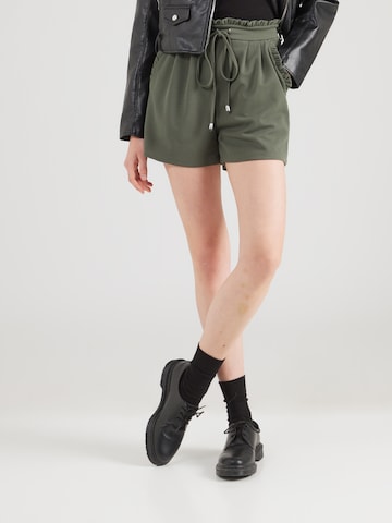 Regular Pantaloni 'Elonie' de la ABOUT YOU pe verde: față