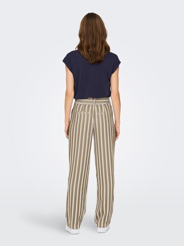 Wide leg Pantaloni con pieghe 'Lowa' di ONLY in beige