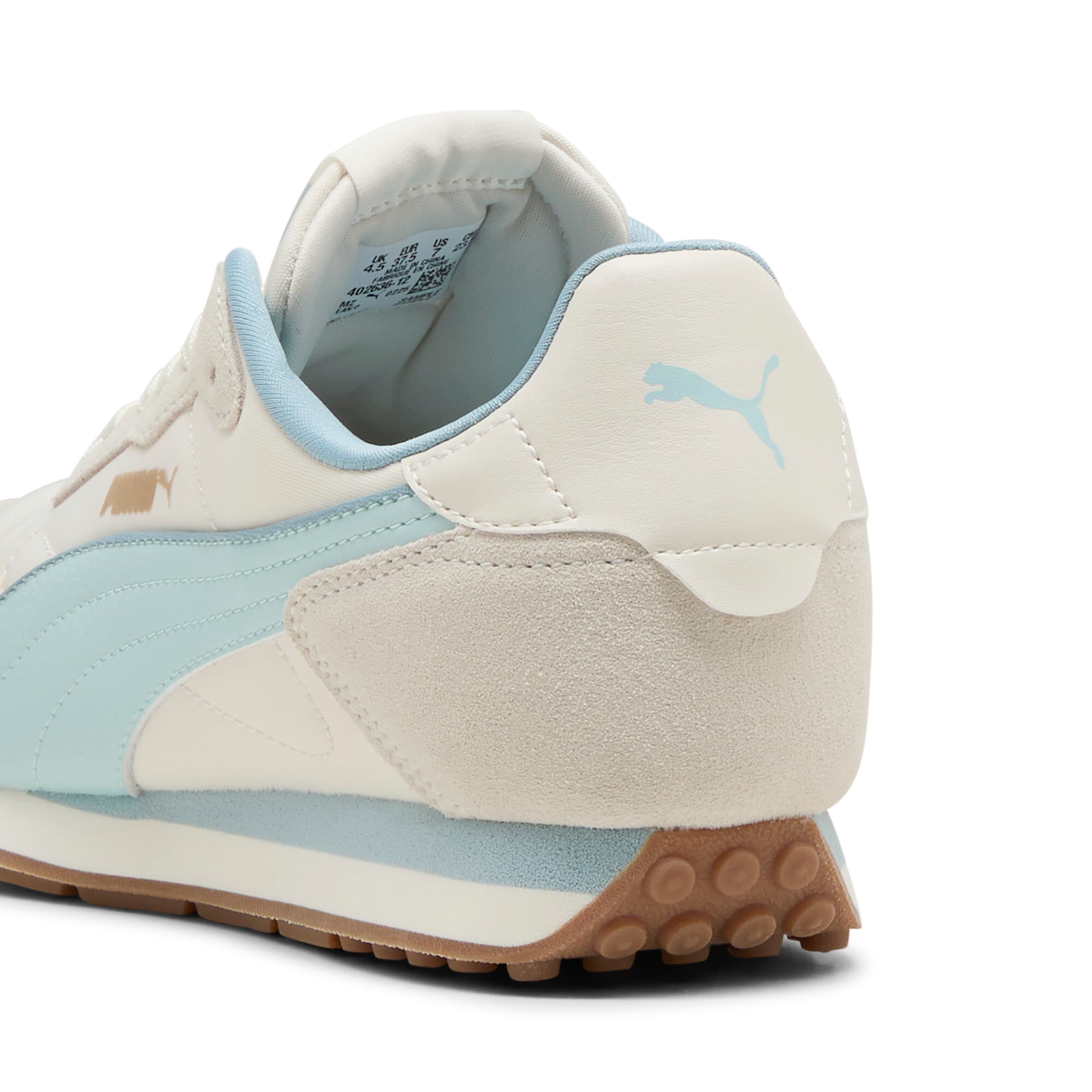 PUMA Sneakers in Beige