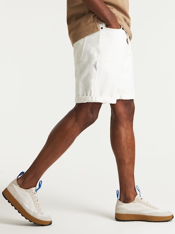 CHASIN' Loose fit Jeans 'Orion.s Sand' in White
