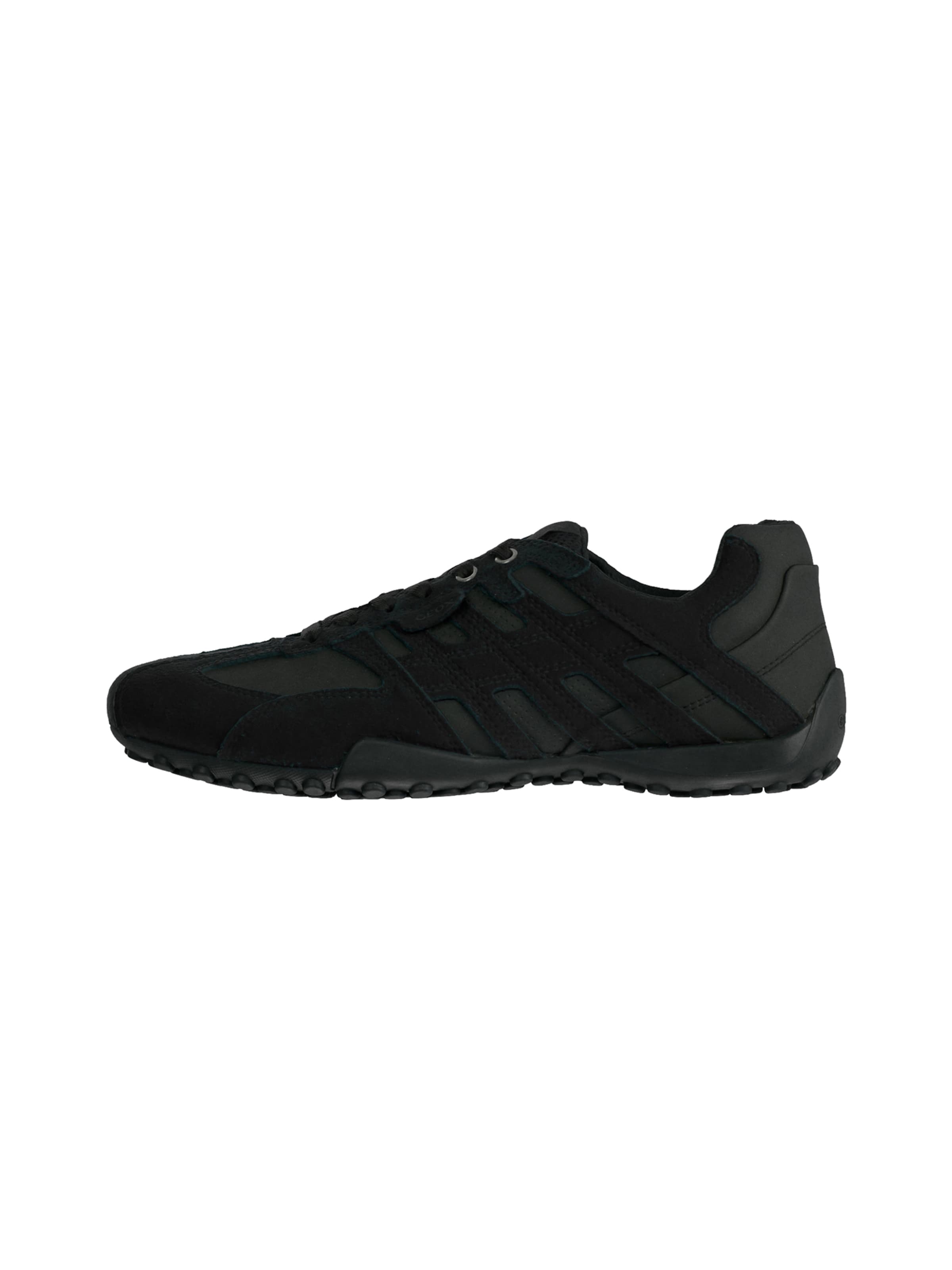 Sneaker bassa 'UOMO SNAKE K' di GEOX in nero: frontale