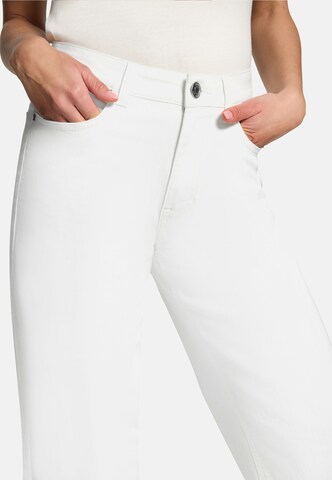 zero Regular Jeans in White