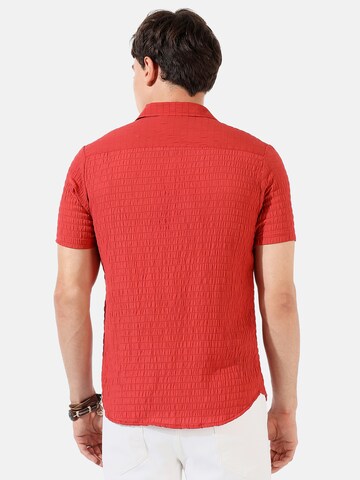 Campus Sutra - Ajuste regular Camisa 'Joseph' en rojo