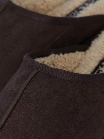 Pantoufle JACK & JONES en marron