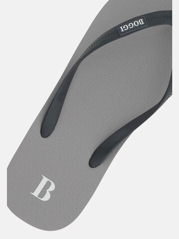 Claquettes / Tongs Boggi Milano en gris