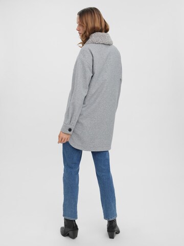 VERO MODA Übergangsmantel 'Ollie' in Grau