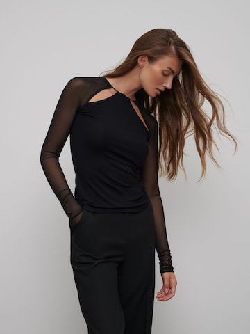 RÆRE by Lorena Rae Shirt 'Inola' in Schwarz: predná strana