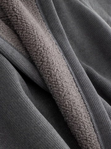 Next Dlhý župan - Sivá