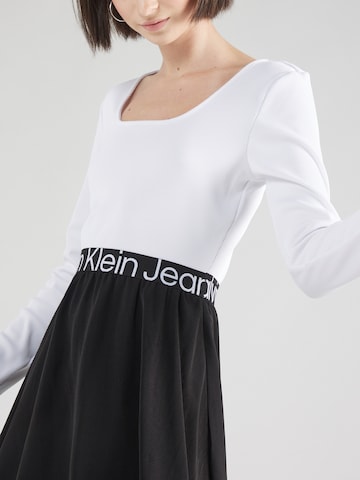 Calvin Klein Jeans Kleid in Schwarz