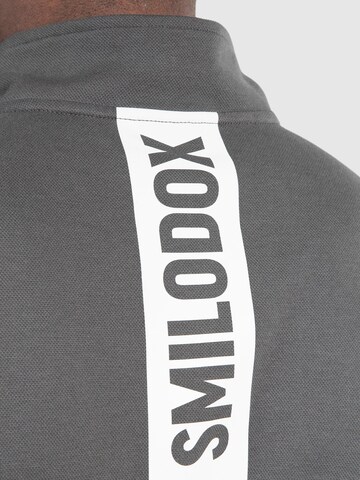 Smilodox Sweatshirt 'Jones' in Grey