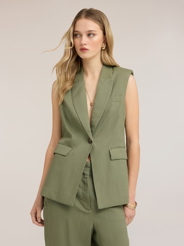 Gilet da completo di MOTIVI in verde: frontale