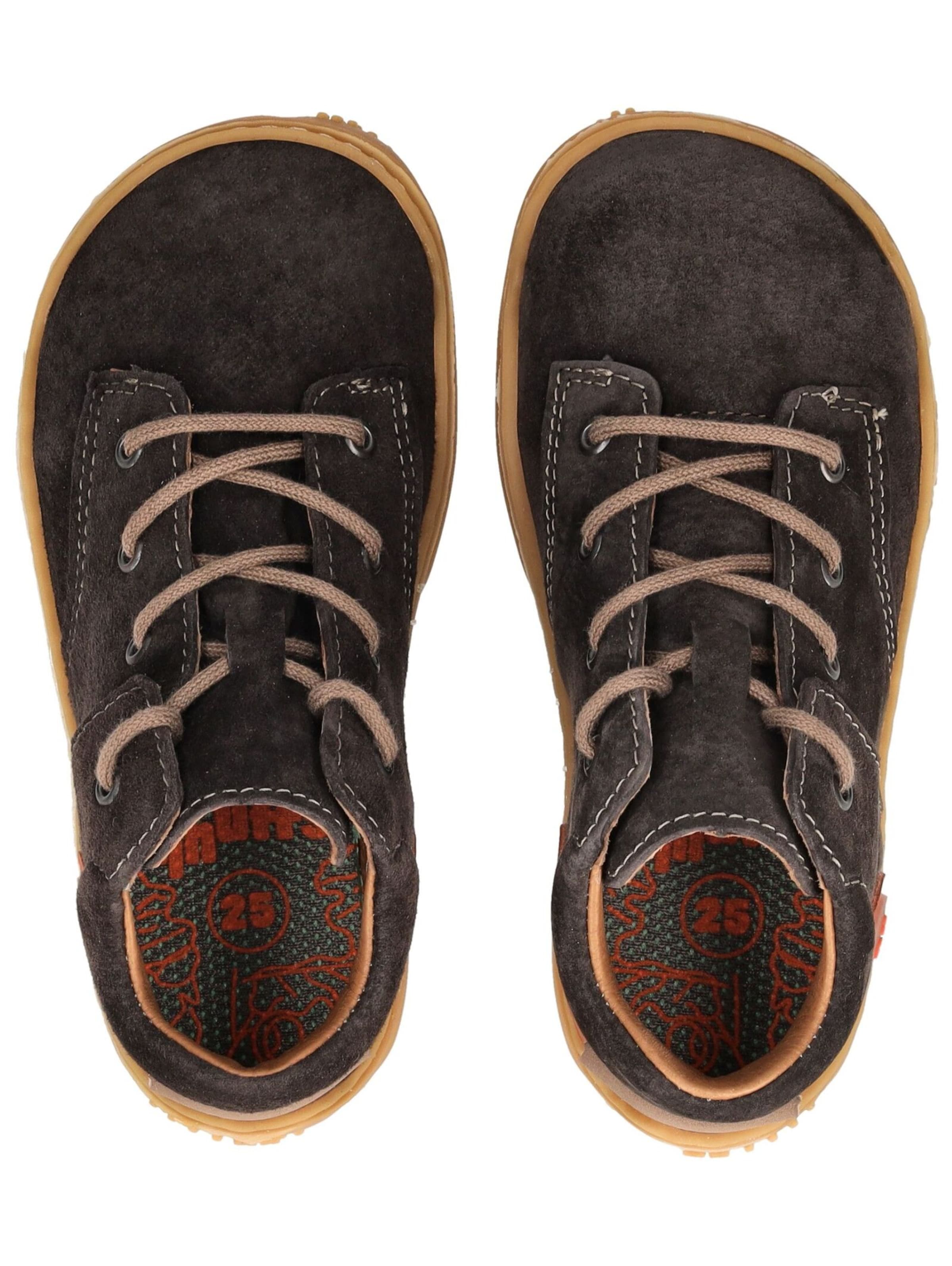 Sneaker di Qnuffs in marrone