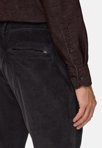 Boggi Milano Regular Trousers in Grey
