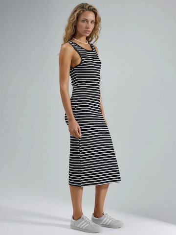 Hiccup - Vestido em preto