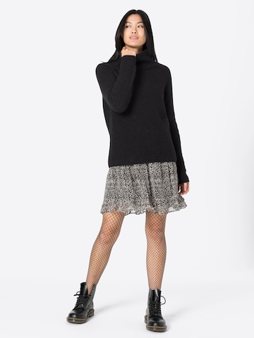 Moliin Copenhagen Skirt 'Sandy' in Black