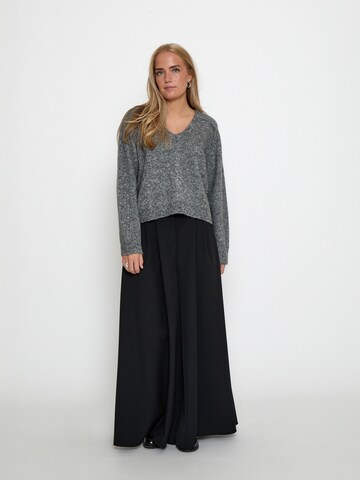 Peppercorn - Top 'Tirna' em cinzento