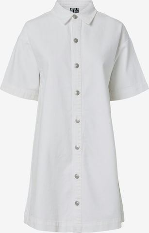 PIECES Blusekjole 'PCSKY' i hvid: forside