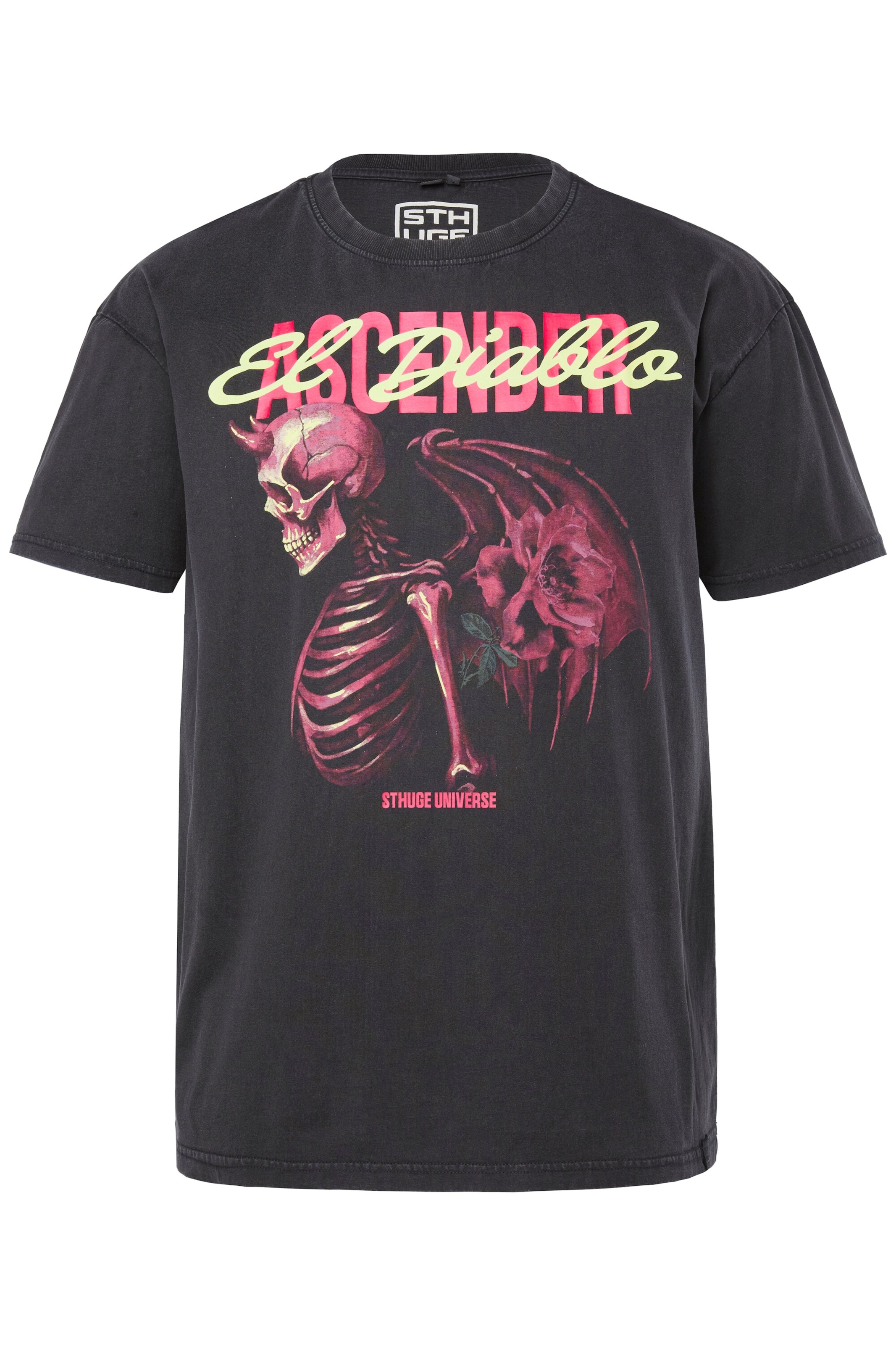 STHUGE T-Shirt in Schwarz: Vorderseite