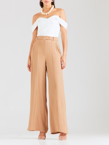 Wide leg Pantaloni 'Daniela' de la millane pe maro: față