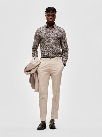 SELECTED HOMME Slimfit Pantalon 'SLHLiam' in Beige
