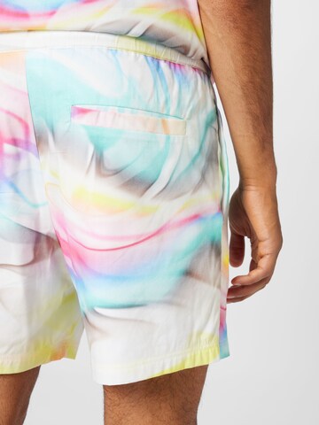 Calvin Klein Jeans Loosefit Shorts in Mischfarben