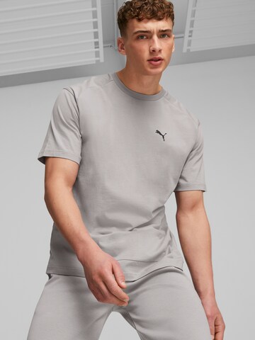 T-Shirt fonctionnel PUMA en gris : devant