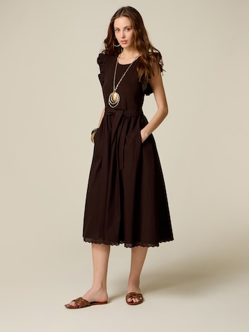 Robe oltre en marron