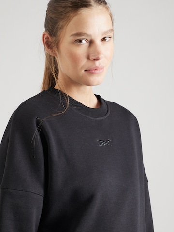 Reebok Sportsweatshirt in Schwarz