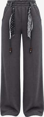 Lady Bersan Trousers 'Jogginghose' in Grey: front