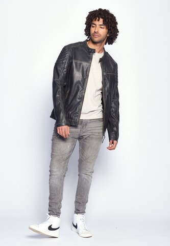 MUSTANG Between-Season Jacket ' Darwin ' in Black