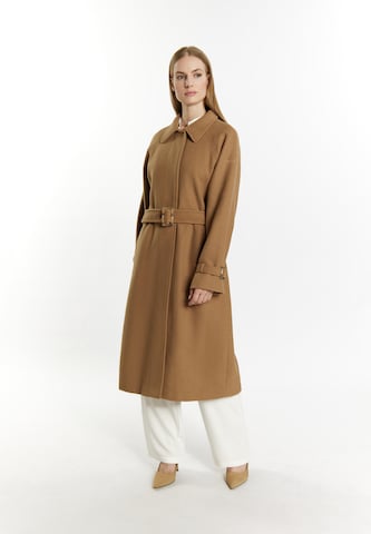 DreiMaster Klassik Between-seasons coat in Beige: front