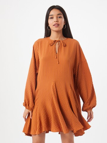 Robe GLAMOROUS en orange : devant