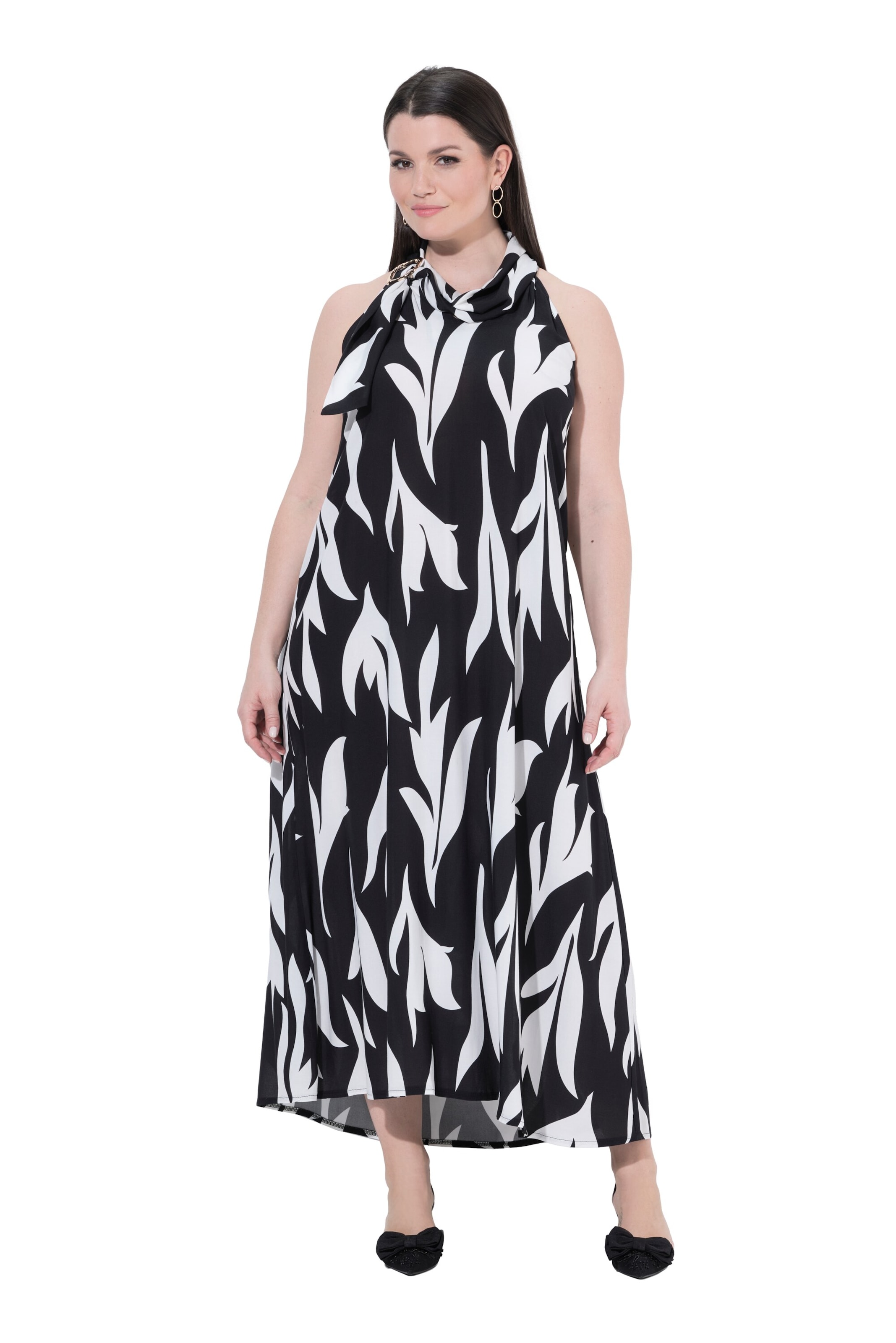 Ulla Popken Dress in Black: front