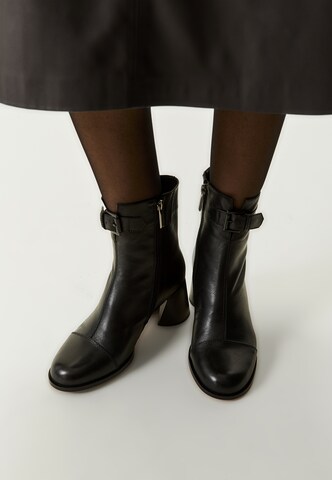 CESARE GASPARI Bootie in Black