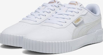 PUMA حذاء رياضي بلا رقبة 'Carina 2.0' بلون أبيض: الأمام