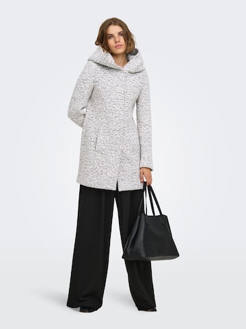 Cappotto invernale 'NEWSOPHIA ' di ONLY in bianco: frontale