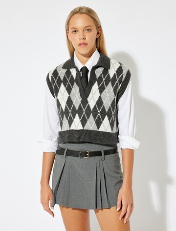 Koton Sweater in Grey: front