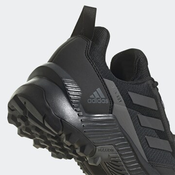 Chaussure basse 'Eastrail 2' ADIDAS TERREX en noir