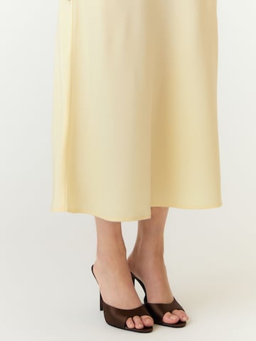 YAS - Falda 'YASPella' en amarillo