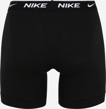 Chiloți sport de la NIKE pe negru