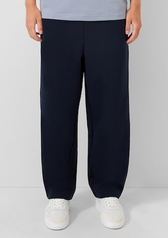 QS Loosefit Broek in Zwart: voorkant