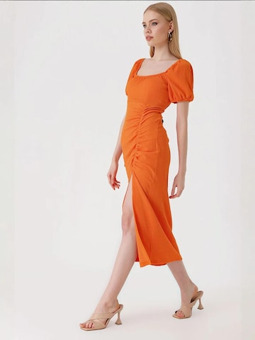 Robe Bigdart en orange