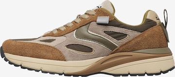 Voile blanche Platform trainers 'HAYDEN.' in Brown: front