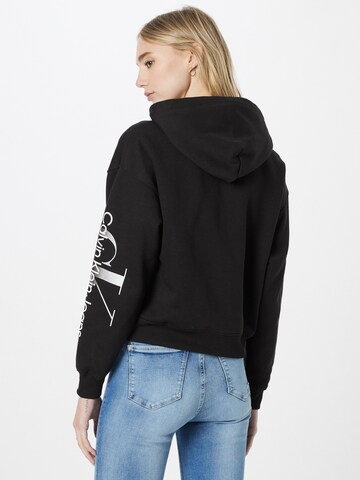 Calvin Klein Jeans Sweatshirt i svart